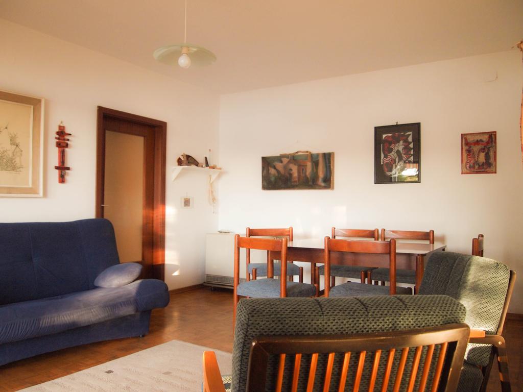 Apartment Marija Tisno Bilik gambar